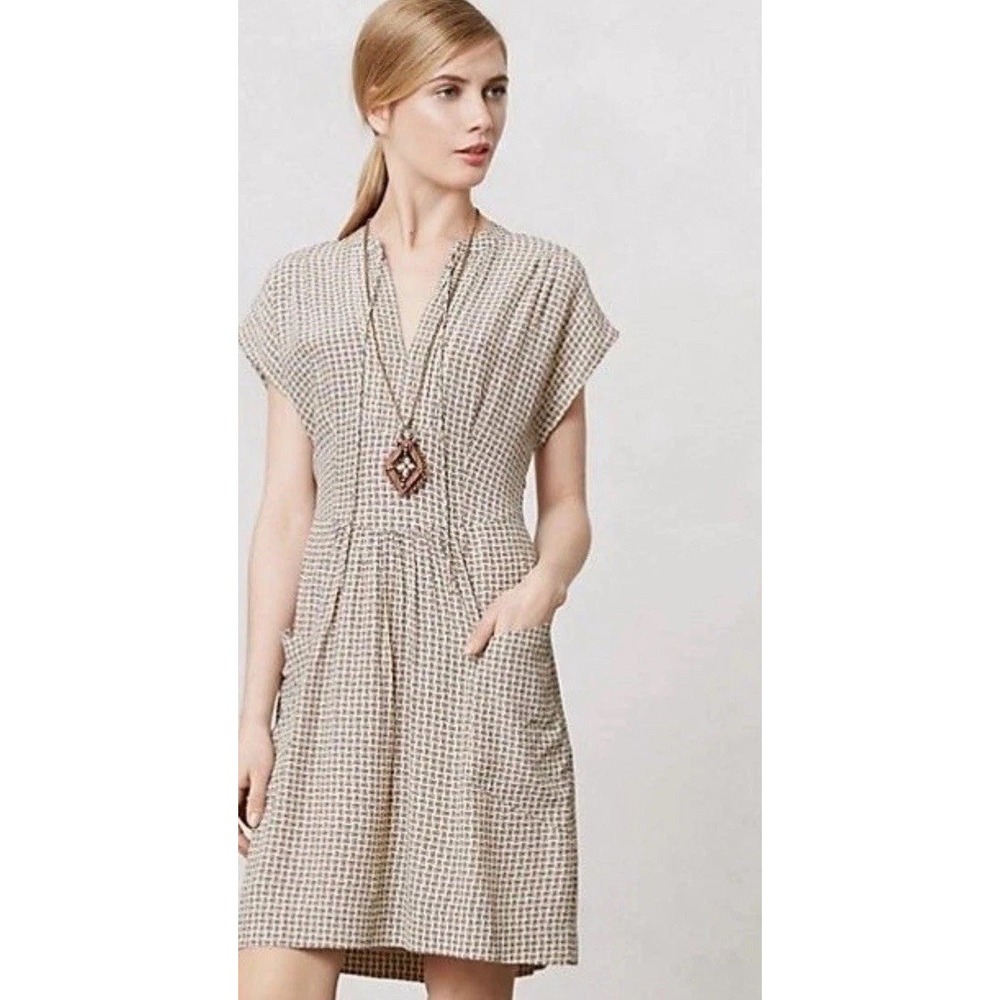 ANTHROPOLOGIE‎ FIRST BLUSH LOVE PRINT BEIGE DRESS by LIL Size 4